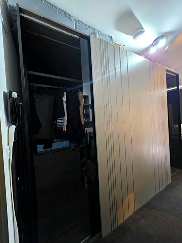 Fitted sliding door - sliding,